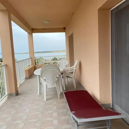Apartmán U Iznimnoj Blizini Mora Za Miran Odmor