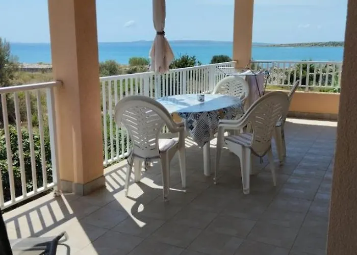 公寓 U Iznimnoj Blizini Mora Za Miran Odmor