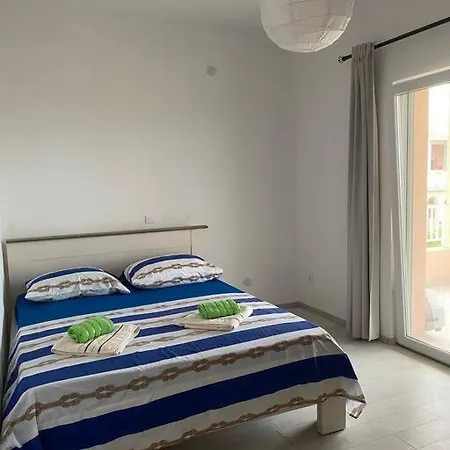 Apartamento U Iznimnoj Blizini Mora Za Miran Odmor