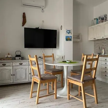 Apartamento U Iznimnoj Blizini Mora Za Miran Odmor *